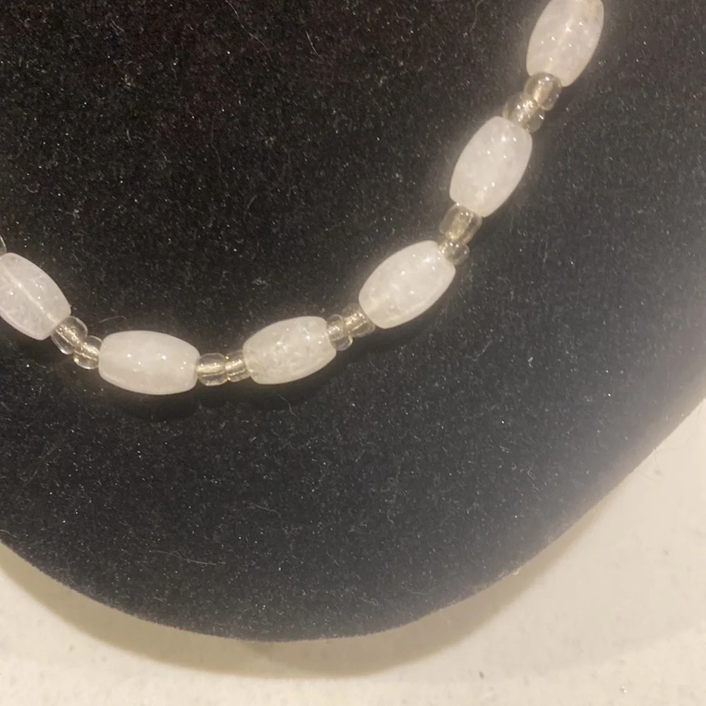 Elegant Beaded clear quartz Necklace & bracelet - Picture 5 of 10